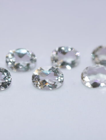 Бял топаз - лот