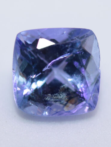 Син танзанит