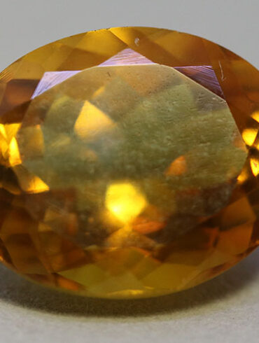 Цитрин - 2.98 ct.